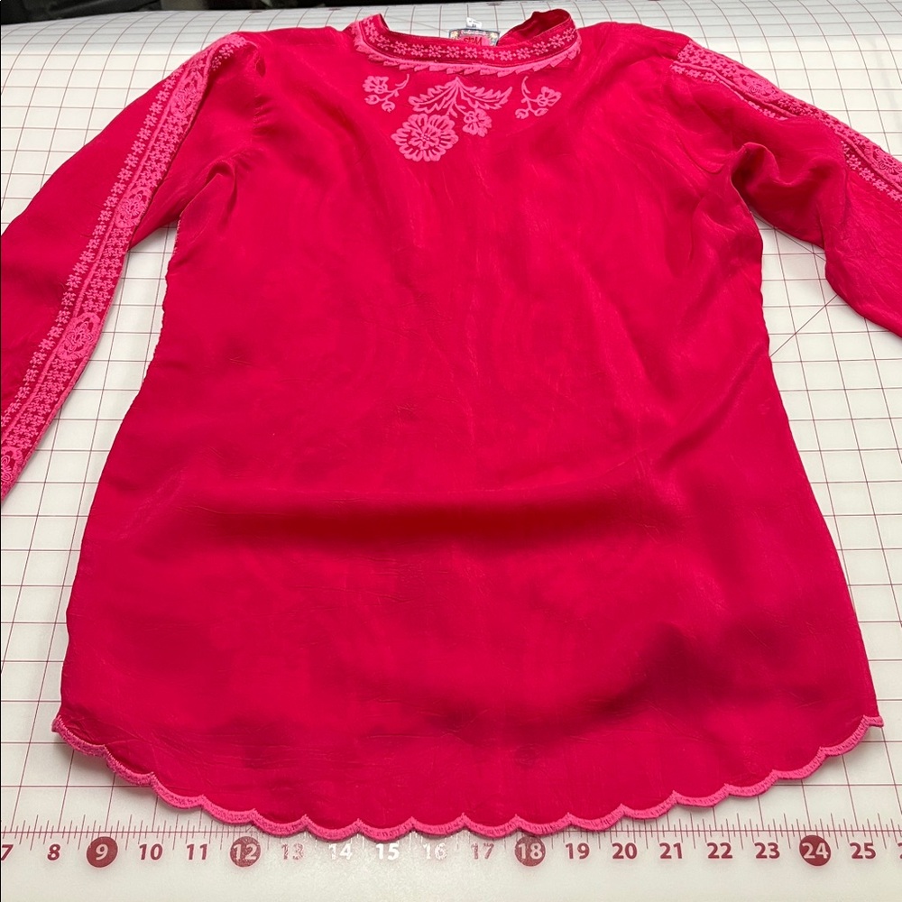 JOHNNY WAS "Midge" Boho Resort Wear Hippie-Chic Magenta Floral Embroidery Top XS - Picture 11 of 16